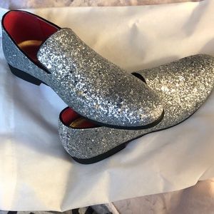 Silver Sparkle Men’s Dress Shoe